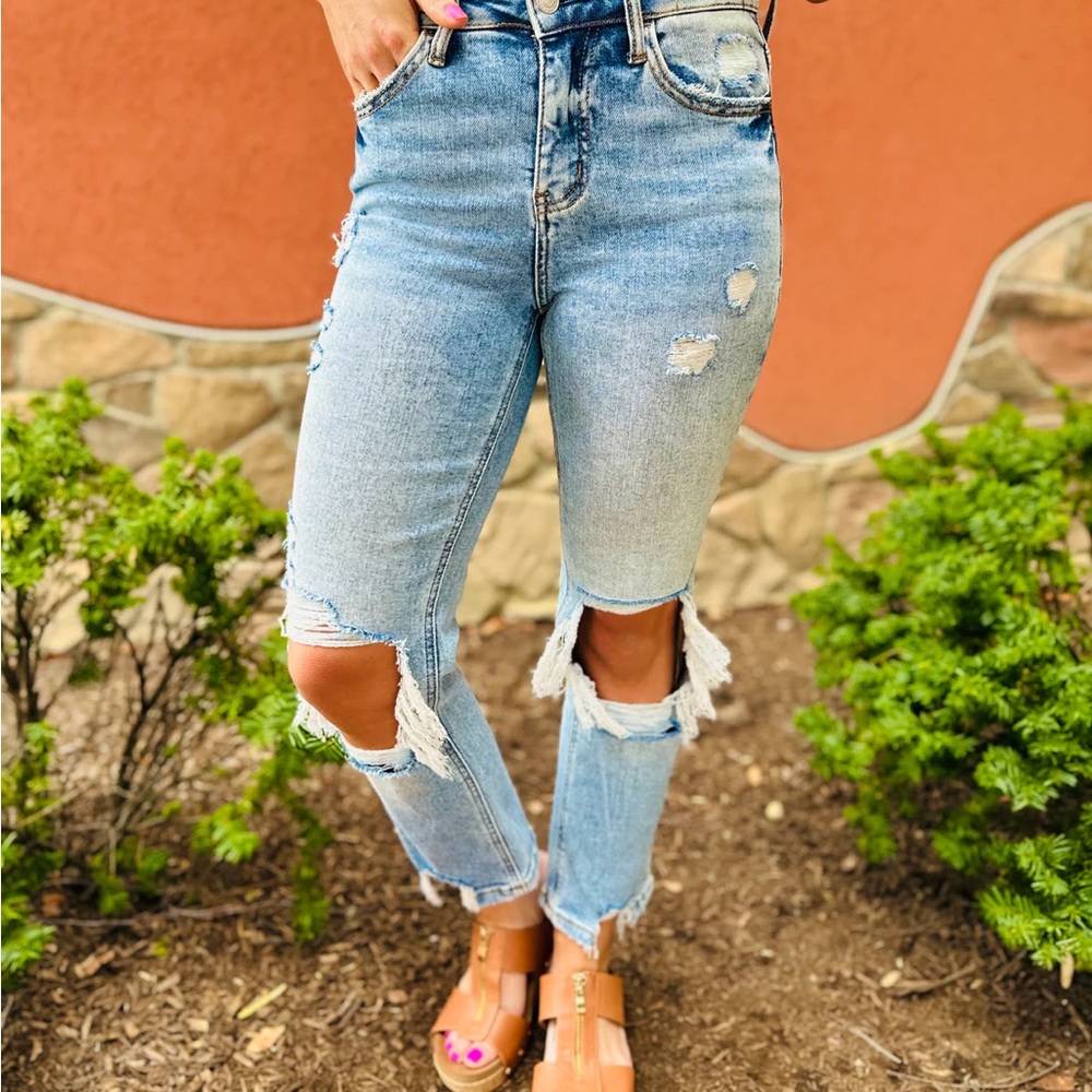 Lovervet Love at First Sight Mid Rise Acid Wash Cropped Straight Leg Jeans